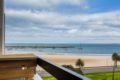 Exquisite 2 bed apartment with beach & city views - Melbourne メルボルン - Australia オーストラリアのホテル