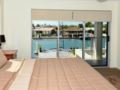 Kumbada 23 Waterfront Holiday House - Sunshine Coast - Australia Hotels