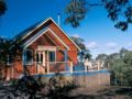 Lorne Bush House Cottage & Eco Retreats - Great Ocean Road - Lorne グレートオーシャンロード－ ローン - Australia オーストラリアのホテル