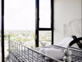 Mono Apartments - Fifteen on Mackenzie - Melbourne - Australia Hotels