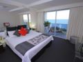 Oscar on Main Resort - Gold Coast - Australia Hotels