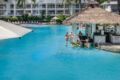 Rosemary - 2 Bedroom Apartment at The Beach Club - Cairns - Australia Hotels