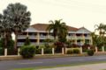 Waterfront Terraces Apartments - Cairns - Australia Hotels