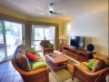 Yasmin - 2 Bedroom Apartment @ Coral Horizons - Cairns - Australia Hotels