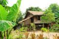 Traditional Cambodian House built by Khmer Rouige - Siem Reap シェムリアップ - Cambodia カンボジアのホテル