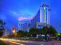 Holiday Inn Express Nantong Downtown - Nantong 南通（ナントン） - China 中国のホテル