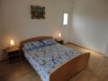 Classic two bedroom apartment in Povljana - Povljana - Croatia Hotels