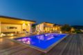 Luxury Villa Pearl of Hvar with Swimming Pool - Gdinj - Croatia Hotels