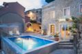 Villa Rustical Oasis with Swimming Pool - Tucepi トゥセピ - Croatia クロアチアのホテル