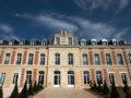 Hotel et SPA du Chateau - Lagord - France Hotels