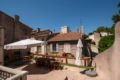 In the Shadow of the Palace in Avignon - Avignon - France Hotels