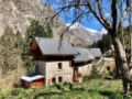 Magical lodge in stunning location with bike shed - Venosc - France Hotels