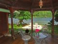 Robinson's Cove Villas - Bougainville Bungalow - Moorea Island モーレア島 - French Polynesia フランス領ポリネシア（タヒチ）のホテル