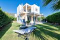 Elegant maisonette with Garden, steps to the Beach - Aegina アエギナ - Greece ギリシャのホテル