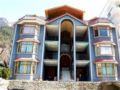 Abrol Hotel & Cottages - Manali マナリ - India インドのホテル
