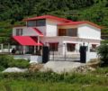 Amala- abode in the clouds - Kanatal - India Hotels
