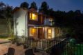 Dream Cottage 4,2BHK w/Mountain View in Mukteshwar - Mukteshwar - India Hotels