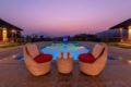 Lake Side Habitat - 2BR with Lawn - Pale Pawan Ma - India Hotels