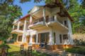 Luxurious Villa w/ View @Bhimtal by Vista Rooms - Nainital - India Hotels