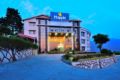 Mapple Hermitage Hotel - Nainital ナイニータール - India インドのホテル