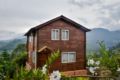 Stunning 2-bedroom cottage with a hilly view/69383 - Ooty ウーッティ - India インドのホテル