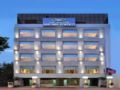 The Ashtan Sarovar Portico Hotel - New Delhi - India Hotels