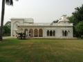 The Palm House -a fully furnished one acre villa - Jalandhar ジャランダール - India インドのホテル