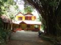 TripThrill Willowhut 2BHK Cottage - Wayanad ワイアナード - India インドのホテル