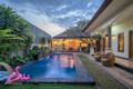 centrally located villa with traditional style - Bali バリ島 - Indonesia インドネシアのホテル