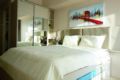 Designer Apartment with 2 beds, Connected to Mall - Surabaya スラバヤ - Indonesia インドネシアのホテル