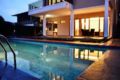 Elok Villa Dago Private Pool - Bandung バンドン - Indonesia インドネシアのホテル