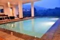 Indah Villa Dago Private Pool - Bandung バンドン - Indonesia インドネシアのホテル