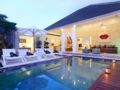 Lush Poolside Living in Upscale Seminyak - Bali バリ島 - Indonesia インドネシアのホテル