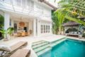 Luxury 3 bedroom villa with pool in Seminyak - Bali バリ島 - Indonesia インドネシアのホテル