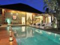 Poolside Luxury in the centre of Upscale Seminyak - Bali - Indonesia Hotels