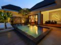 Private pool-view villa set amid tropical gardens in the Seminyak Area - Bali バリ島 - Indonesia インドネシアのホテル