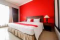 RedDoorz Premium @ Bukit Damai Indah - Balikpapan - Indonesia Hotels