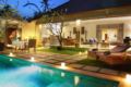 Royal Pool Villa 1-BR+Brkfst @(82)Seminyak - Bali バリ島 - Indonesia インドネシアのホテル