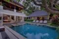 SB Luxury 4BR Private Villa close to the Beach - Bali バリ島 - Indonesia インドネシアのホテル
