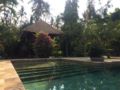 Small paradise near the ricefields - Bali バリ島 - Indonesia インドネシアのホテル
