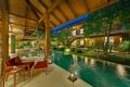 Tranquil comfy 3 br villa by the beach, Seminyak - Bali バリ島 - Indonesia インドネシアのホテル