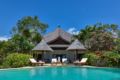 Villa Lumba - Lumba - Private Beachfront Villa - Bali バリ島 - Indonesia インドネシアのホテル