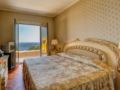 Hotel Villa Riis - Taormina - Italy Hotels