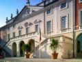 Villa Fenaroli Palace Hotel - Rezzato レッザト - Italy イタリアのホテル