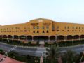 The Convention Center & Royal Suites Hotel - Kuwait クウェートのホテル