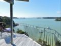 Cliff Edge by the Sea Guest Lodge - Bay of Islands アイランズ湾 - New Zealand ニュージーランドのホテル