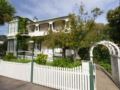 Sussex House Bed and Breakfast - Nelson - New Zealand Hotels