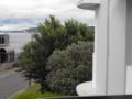 Waimahana Apartment 13 by Luxury Lakeside Accommodation - Taupo - New Zealand Hotels