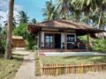 Rip Tide Beachfront Villa w/ Private Pool - Siargao Islands - Philippines Hotels
