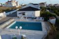 Beach House T6 with Swimming Pool | Ericeira - Ericeira エリセーラ - Portugal ポルトガルのホテル